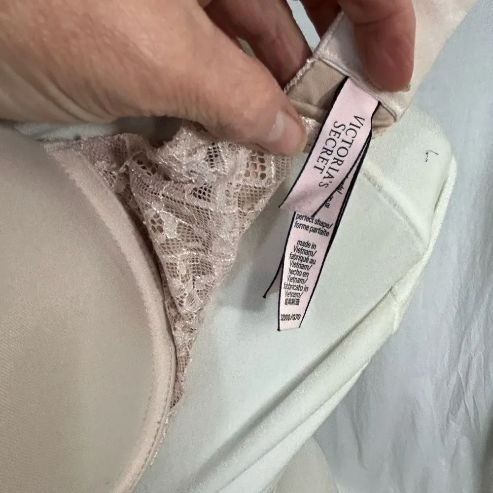Victoria's Secret Lace Bra in Tan